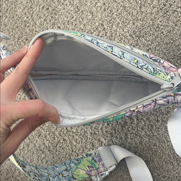Vera Bradley Floral Sling Bag with Adjustable Strap - Picture 5 of 6